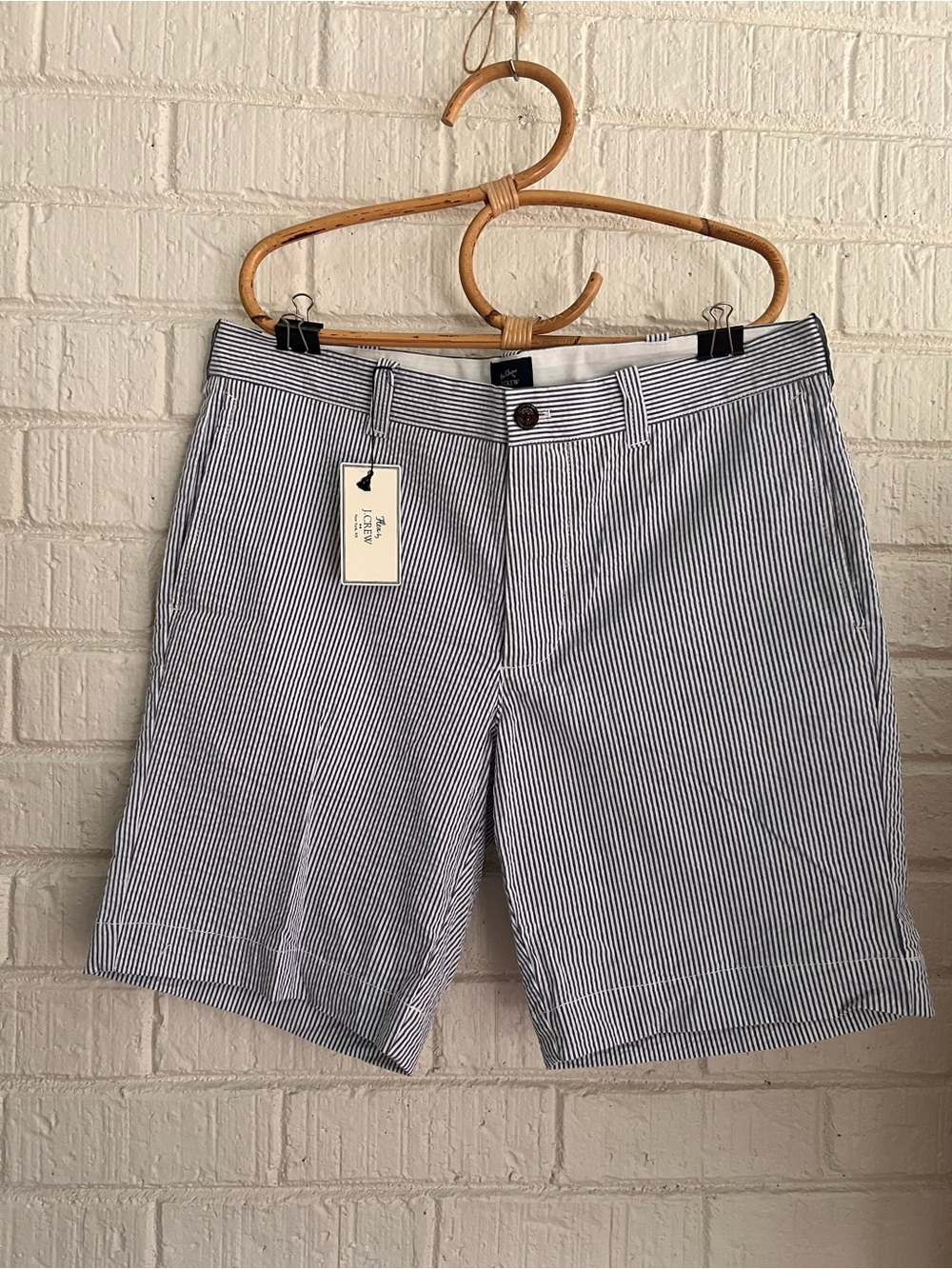J. Crew Men’s Flex Chino Navy and White Seersucker Flat Front 9” Shorts MSRP $79